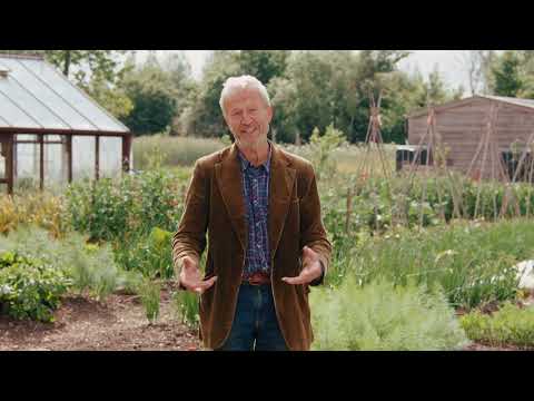 A still from the lesson Introduction to Harvesting & Clearing for Minimal Disturabance
